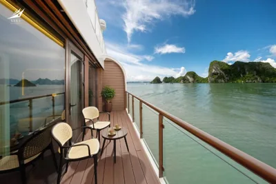 Double or Twin Oasis Family Suite 1st floor — Halong Lyra Grandeur Cruise
